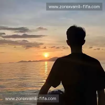 韦心诚